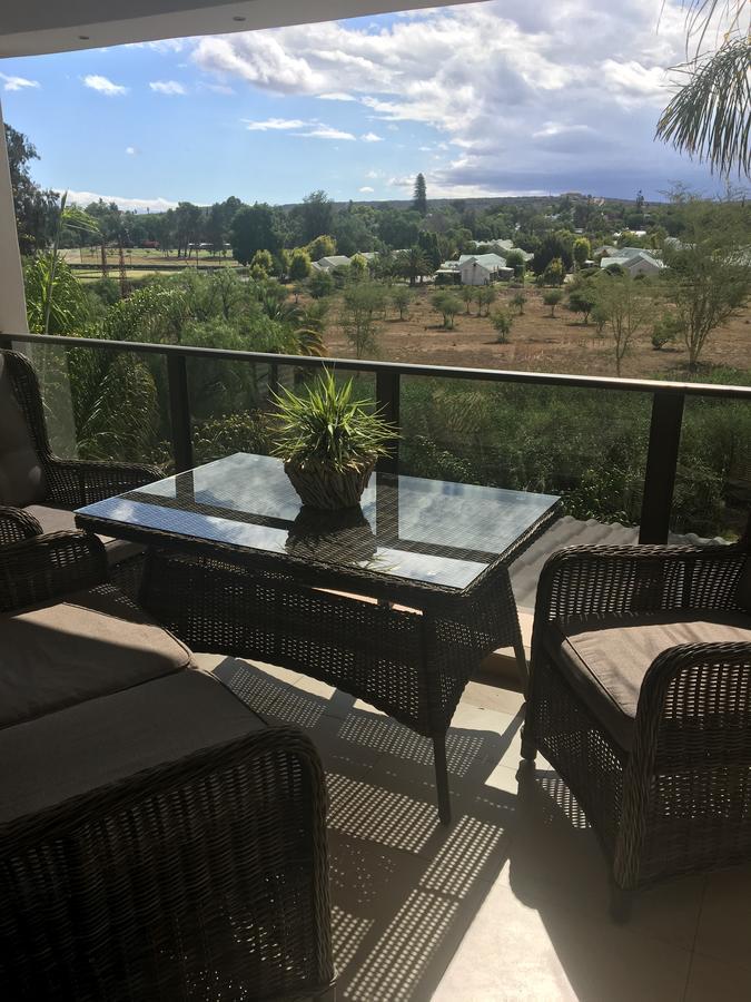 奥茨胡恩 Oewerpalms View酒店 外观 照片